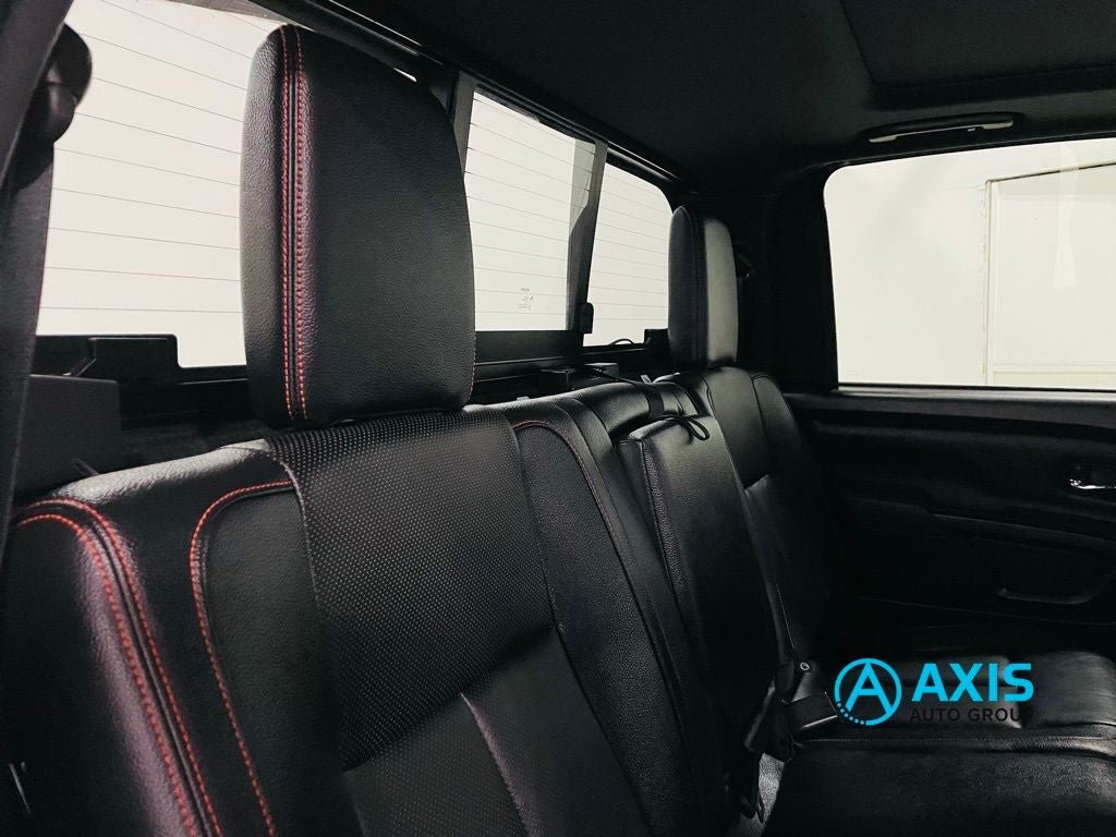 2021 Nissan TITAN Crew Cab PRO-4X 4x4