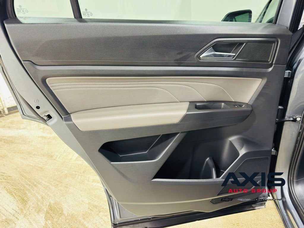 2023 Volkswagen Atlas Cross Sport 3.6L V6 SE w/Technology