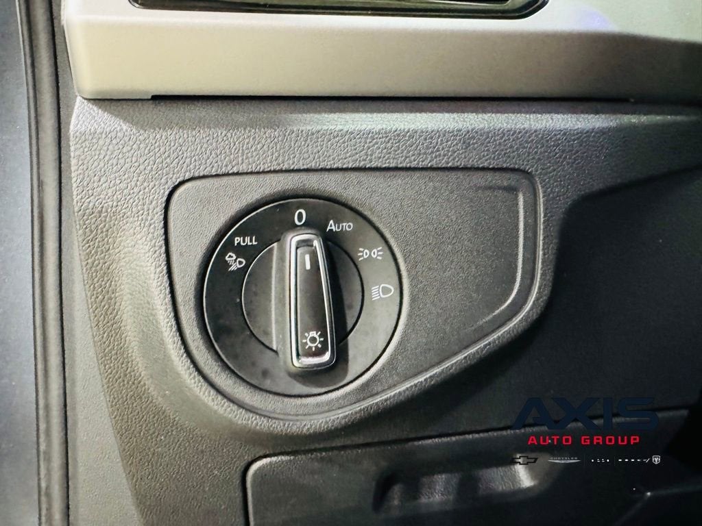 2023 Volkswagen Atlas Cross Sport 3.6L V6 SE w/Technology