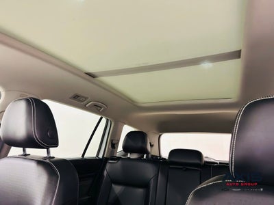 2021 Volkswagen Atlas 3.6L V6 SE w/Technology R-Line