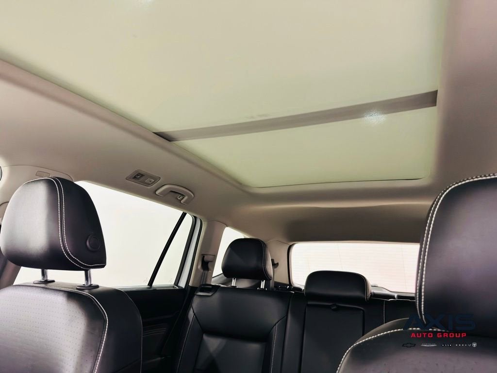 2021 Volkswagen Atlas 3.6L V6 SE w/Technology R-Line