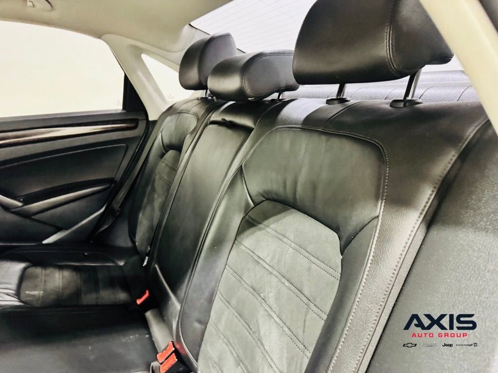 2015 Volkswagen Passat 2.0L TDI SEL Premium