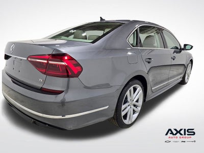 2017 Volkswagen Passat 1.8T R-Line