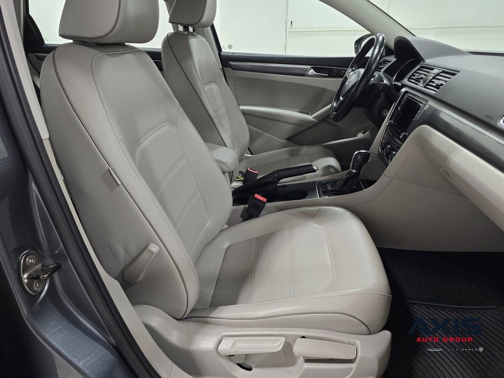 2017 Volkswagen Passat 1.8T R-Line
