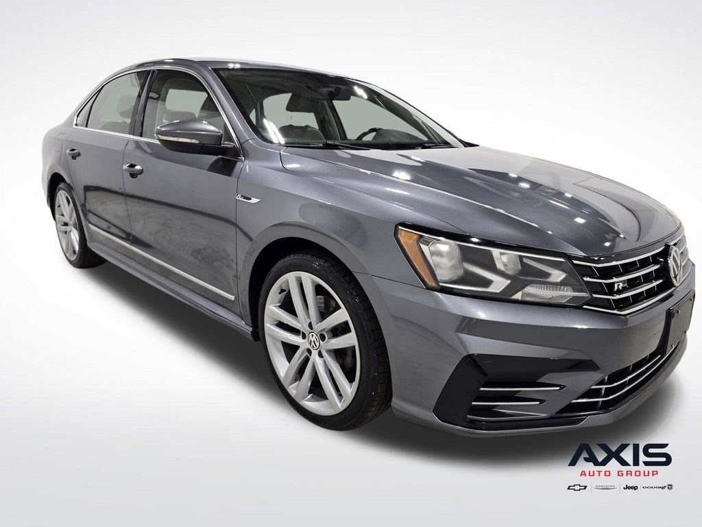 2017 Volkswagen Passat 1.8T R-Line