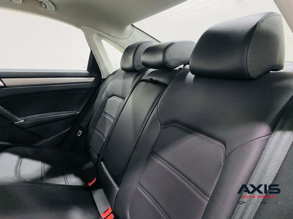 2021 Volkswagen Passat 2.0T SE