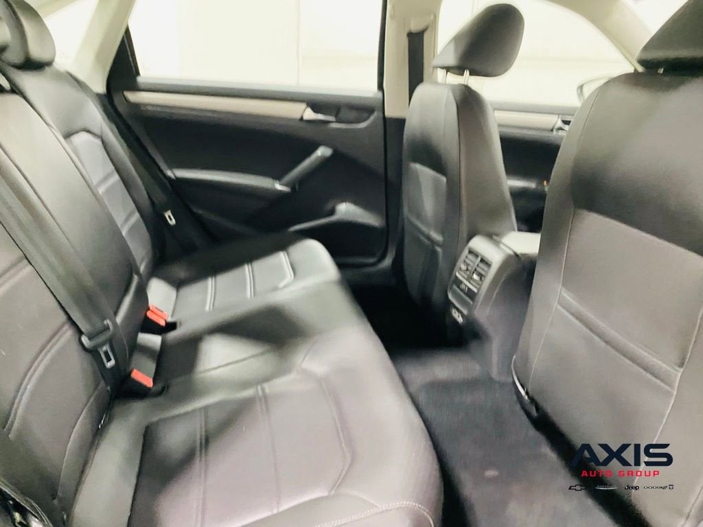2021 Volkswagen Passat 2.0T SE