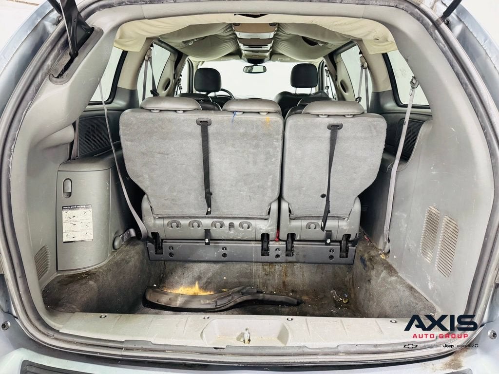 2006 Chrysler Town & Country LWB Limited
