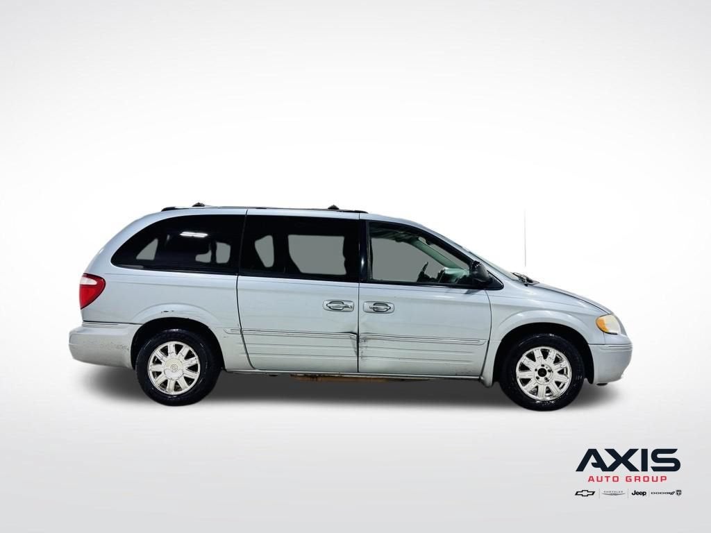 2006 Chrysler Town & Country LWB Limited