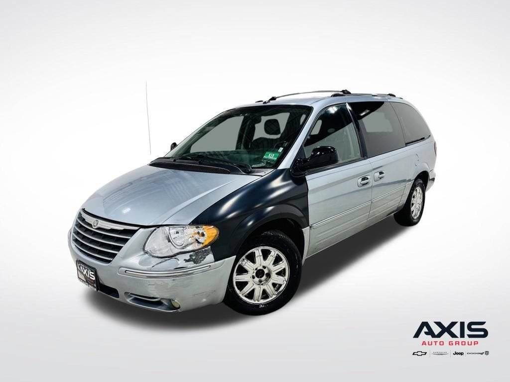 2006 Chrysler Town & Country LWB Limited