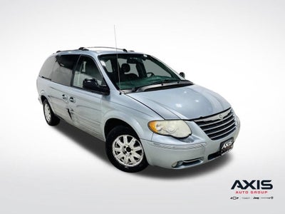 2006 Chrysler Town & Country LWB Limited
