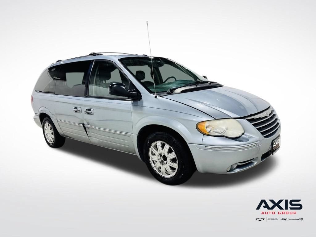 2006 Chrysler Town & Country LWB Limited