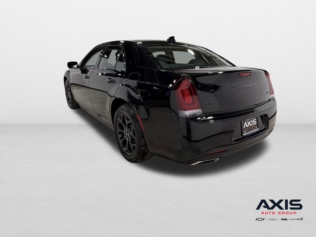 2023 Chrysler 300 Touring AWD