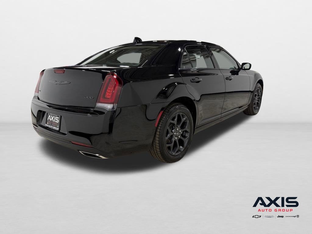 2023 Chrysler 300 Touring AWD