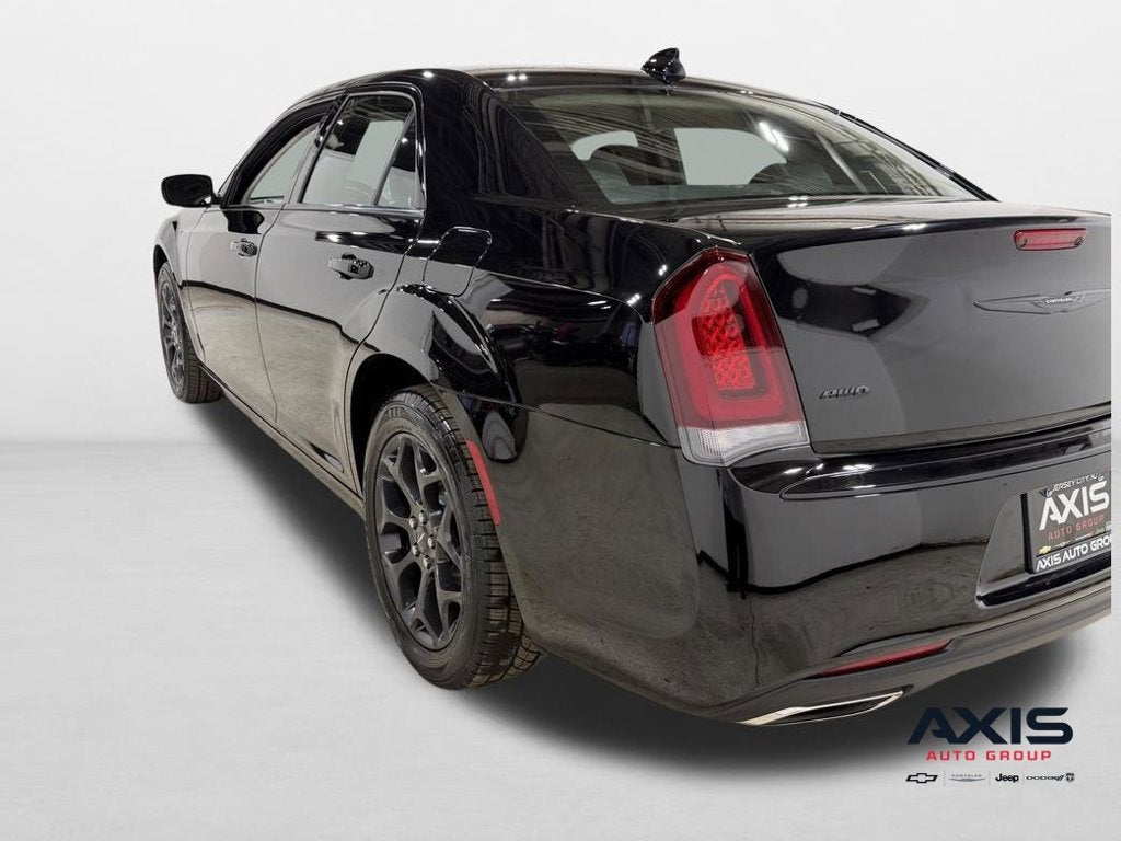 2023 Chrysler 300 Touring AWD