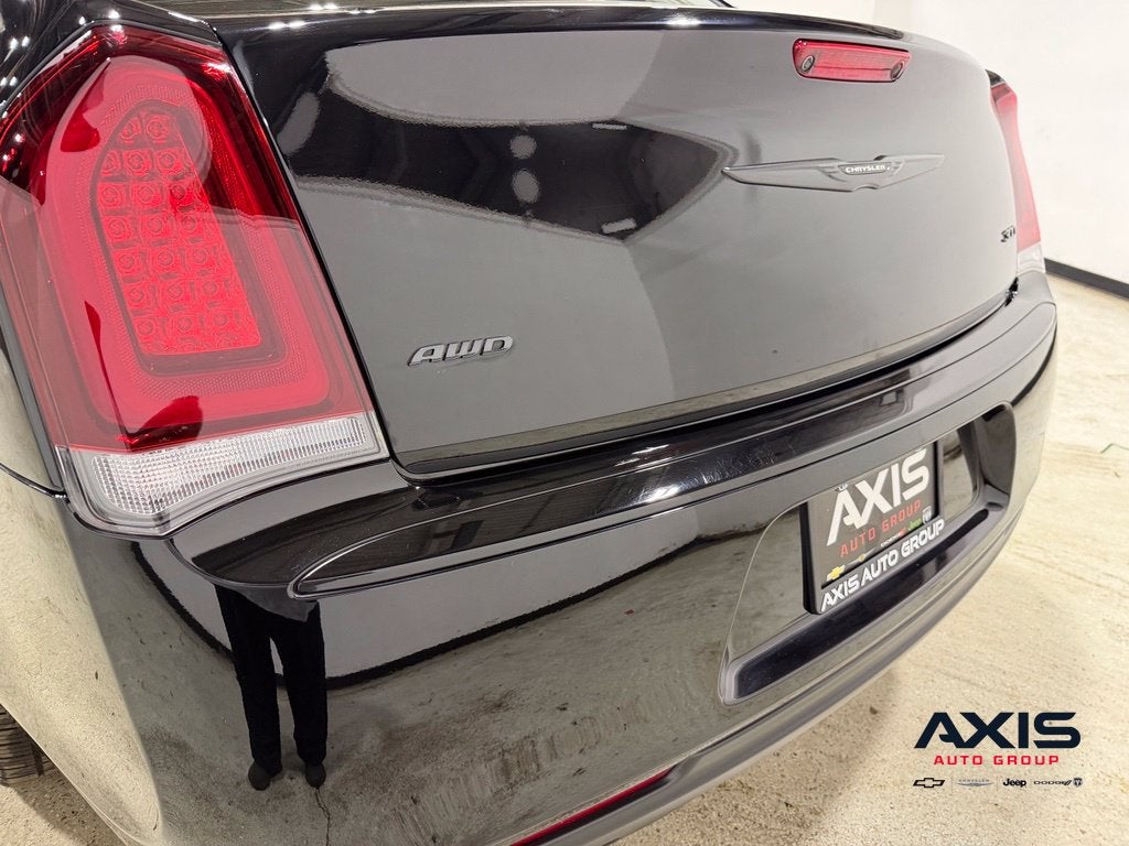 2023 Chrysler 300 Touring AWD