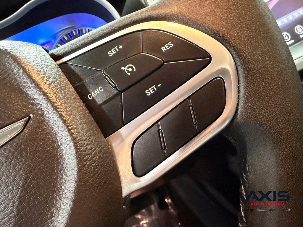 2023 Chrysler 300 Touring AWD