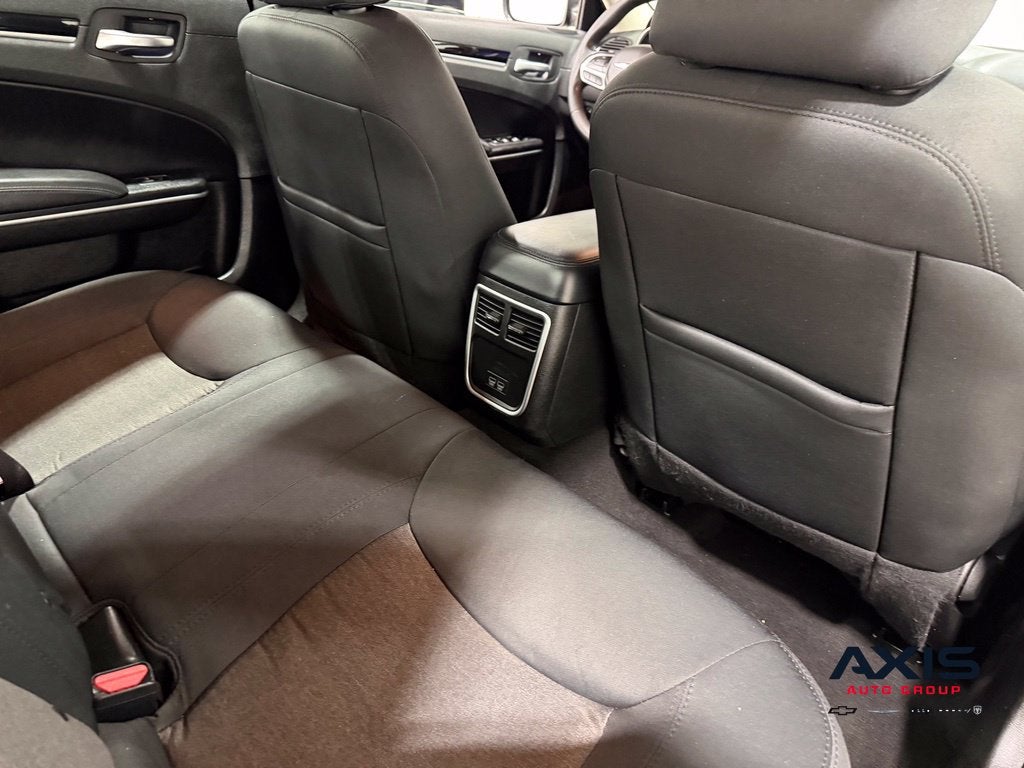 2023 Chrysler 300 Touring AWD