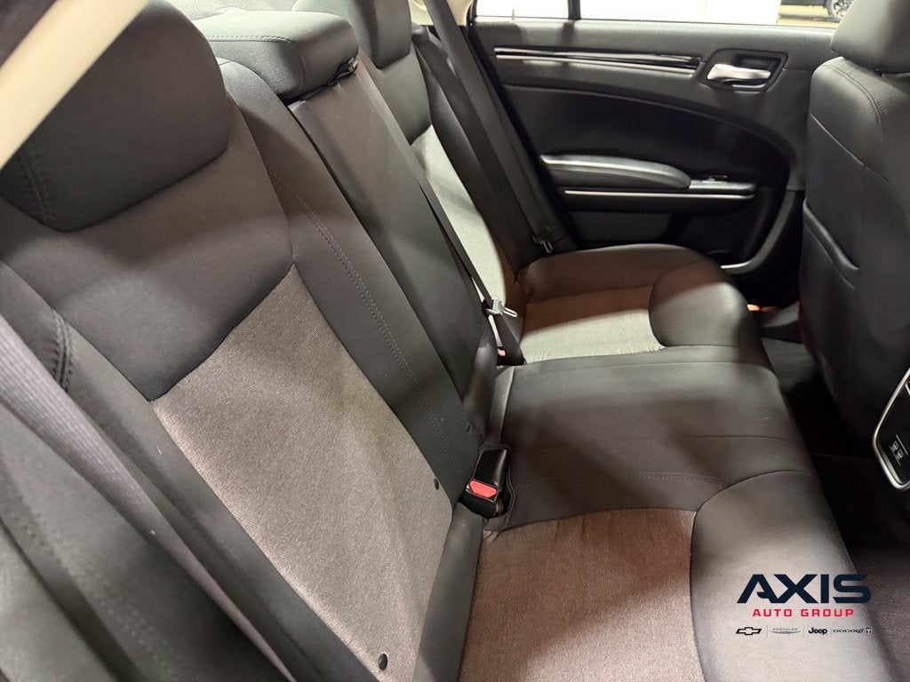 2023 Chrysler 300 Touring AWD