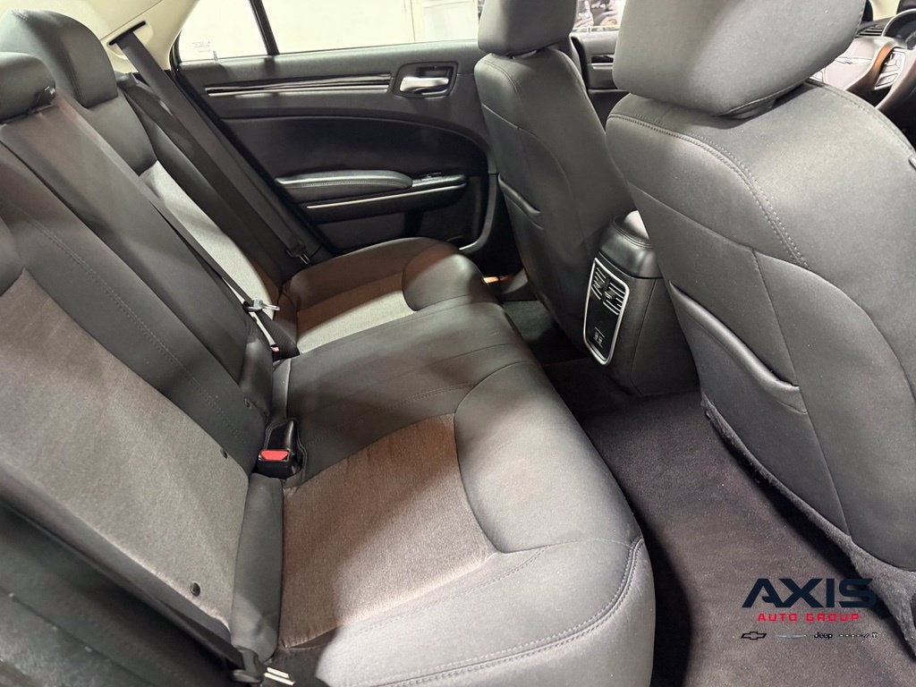 2023 Chrysler 300 Touring AWD