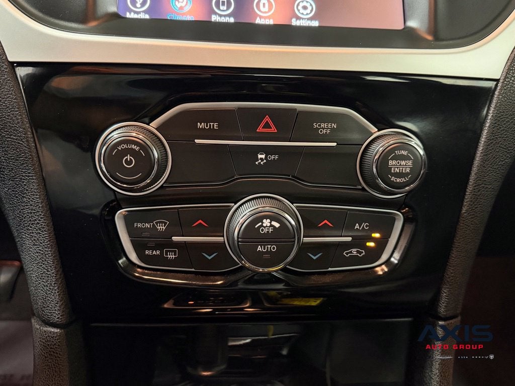 2023 Chrysler 300 Touring AWD