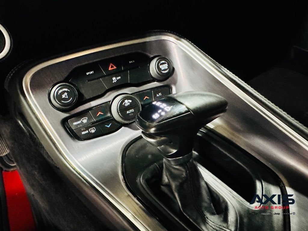 2016 Dodge Challenger SXT
