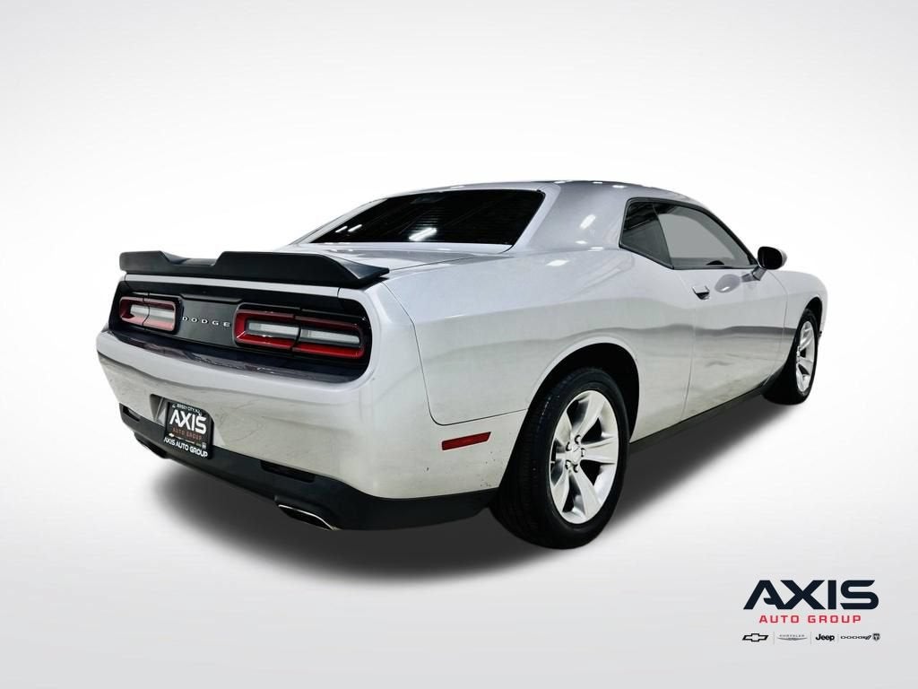 2016 Dodge Challenger SXT