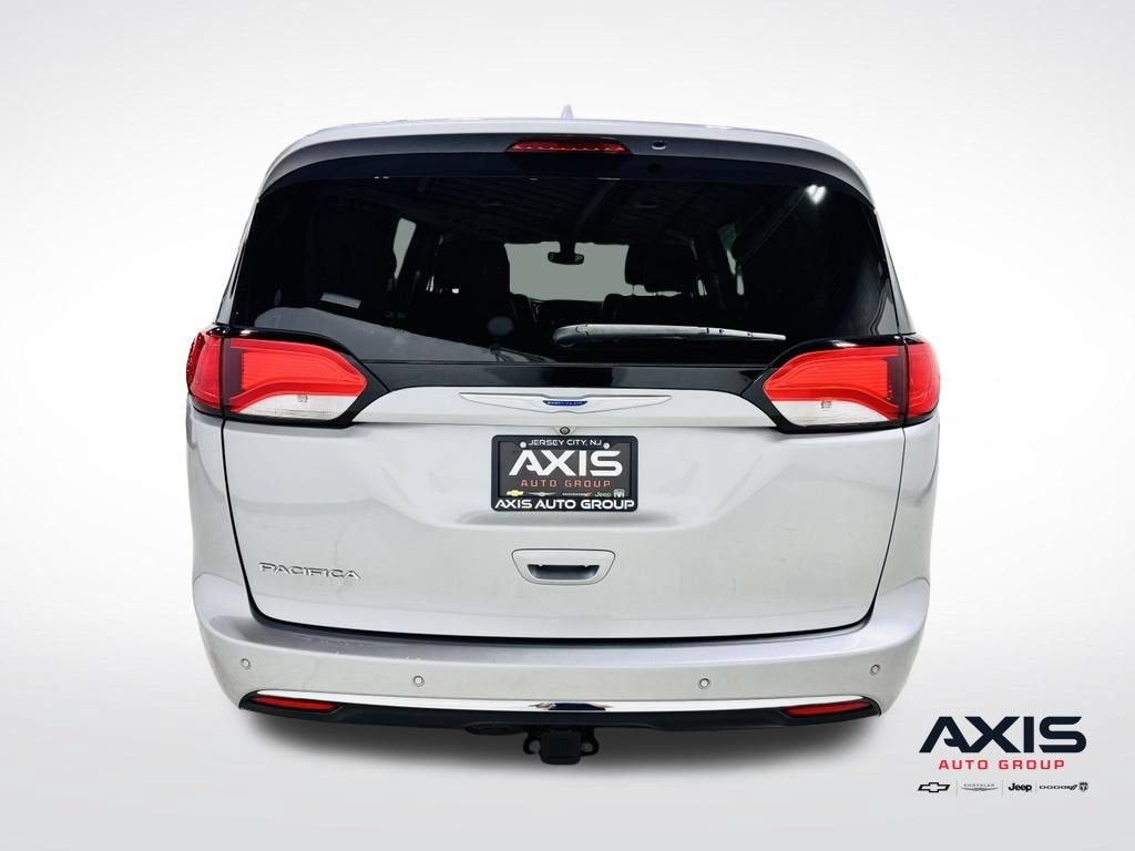 2018 Chrysler Pacifica Touring L Plus
