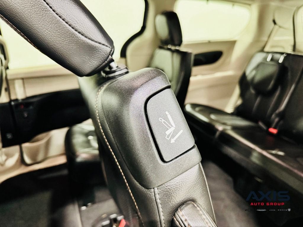 2018 Chrysler Pacifica Touring L Plus