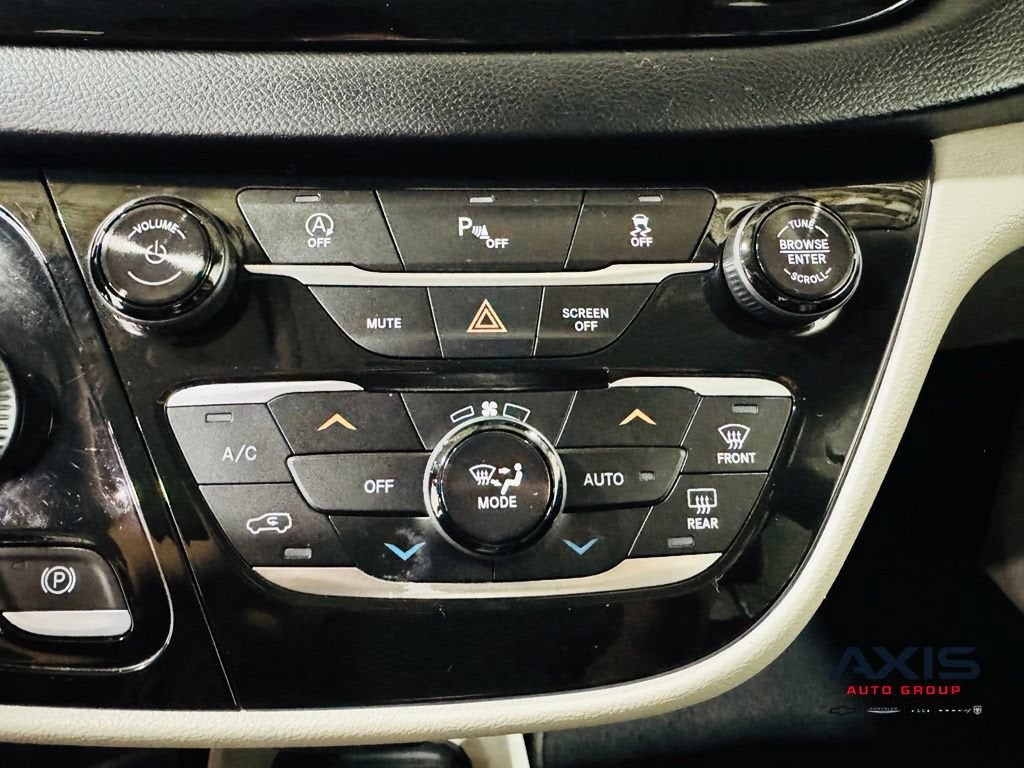 2018 Chrysler Pacifica Touring L Plus
