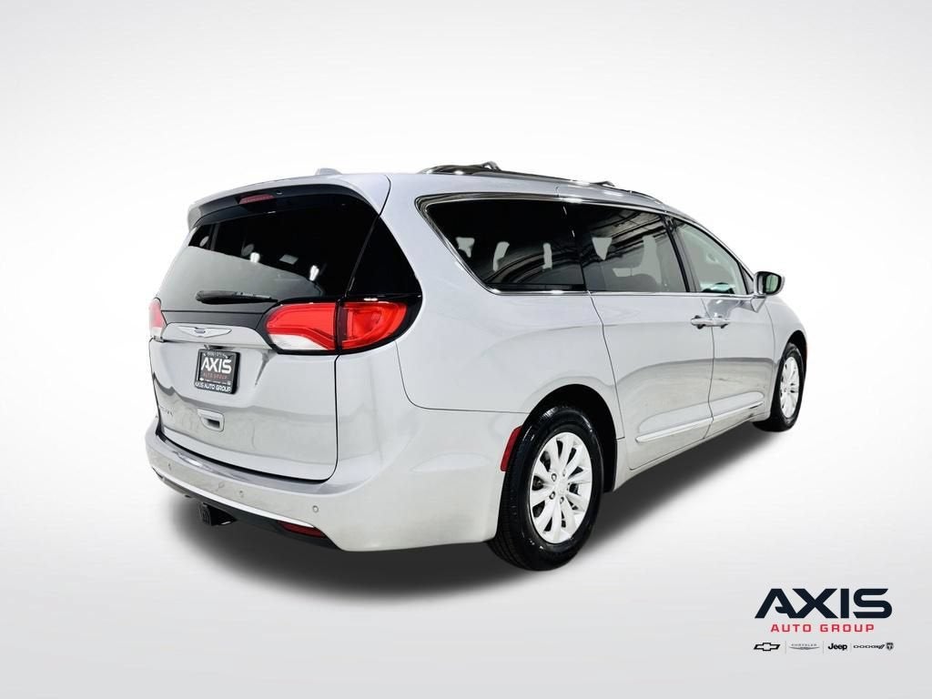2018 Chrysler Pacifica Touring L Plus