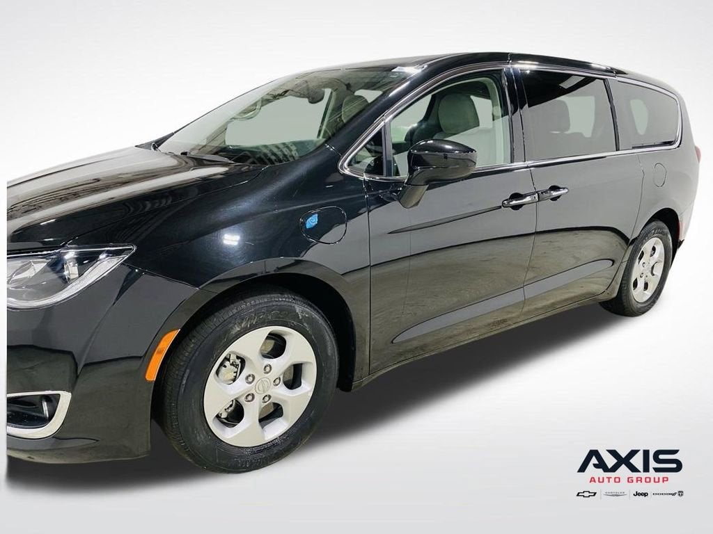 2018 Chrysler Pacifica Hybrid Touring Plus