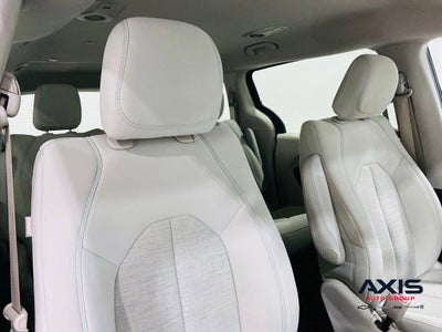 2018 Chrysler Pacifica Hybrid Touring Plus