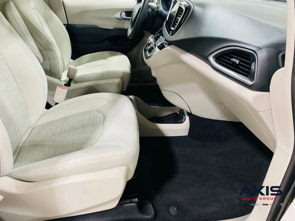 2018 Chrysler Pacifica Hybrid Touring Plus