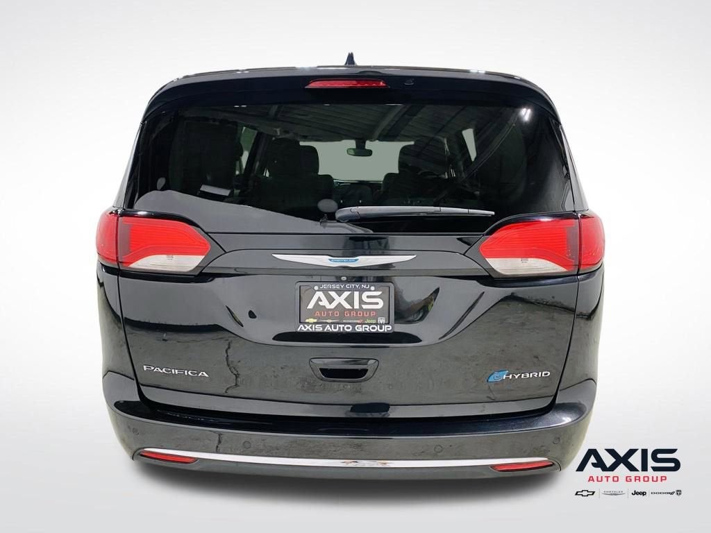 2018 Chrysler Pacifica Hybrid Touring Plus