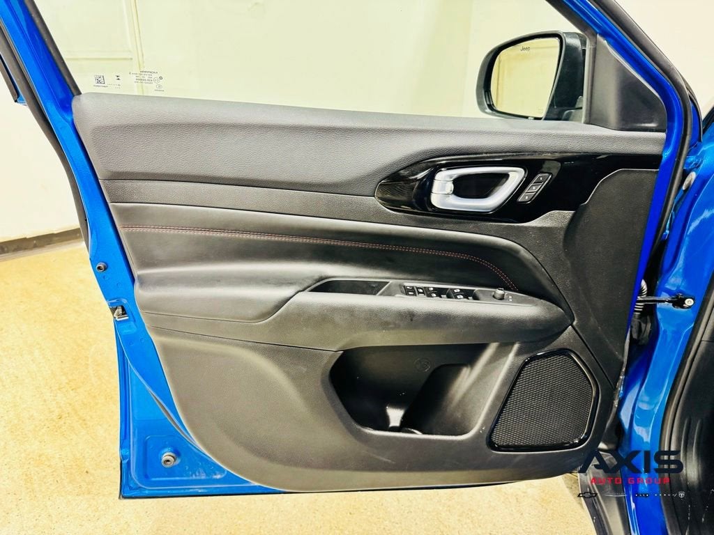 2025 Jeep Compass Trailhawk 4x4