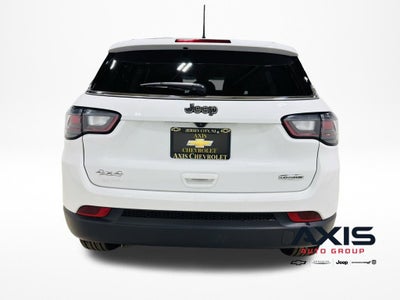 2023 Jeep Compass Latitude Lux FWD