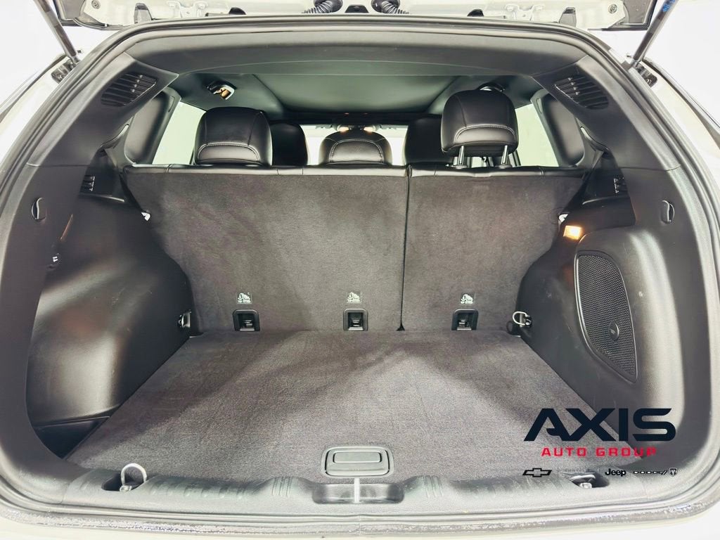 2023 Jeep Compass Latitude Lux FWD