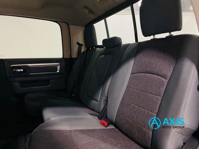 2017 RAM 1500 Big Horn Crew Cab 4x4 5'7" Box