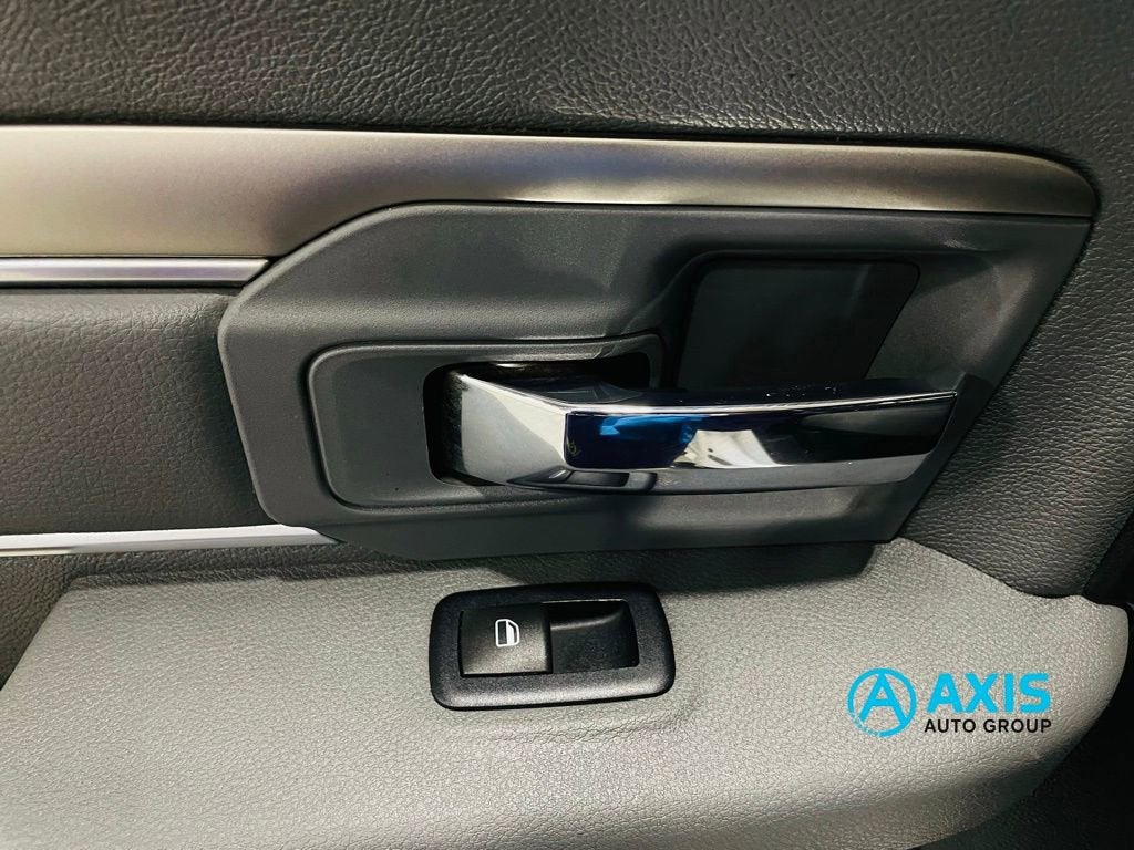 2017 RAM 1500 Big Horn Crew Cab 4x4 5'7" Box