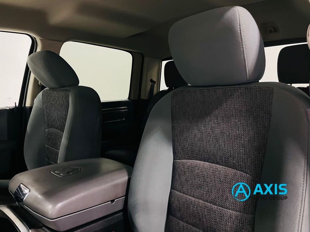 2017 RAM 1500 Big Horn Crew Cab 4x4 5'7" Box