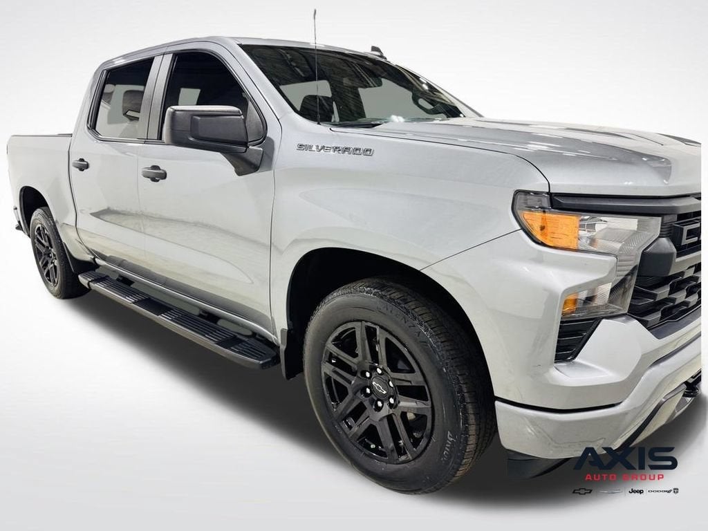 2024 Chevrolet Silverado 1500 Custom