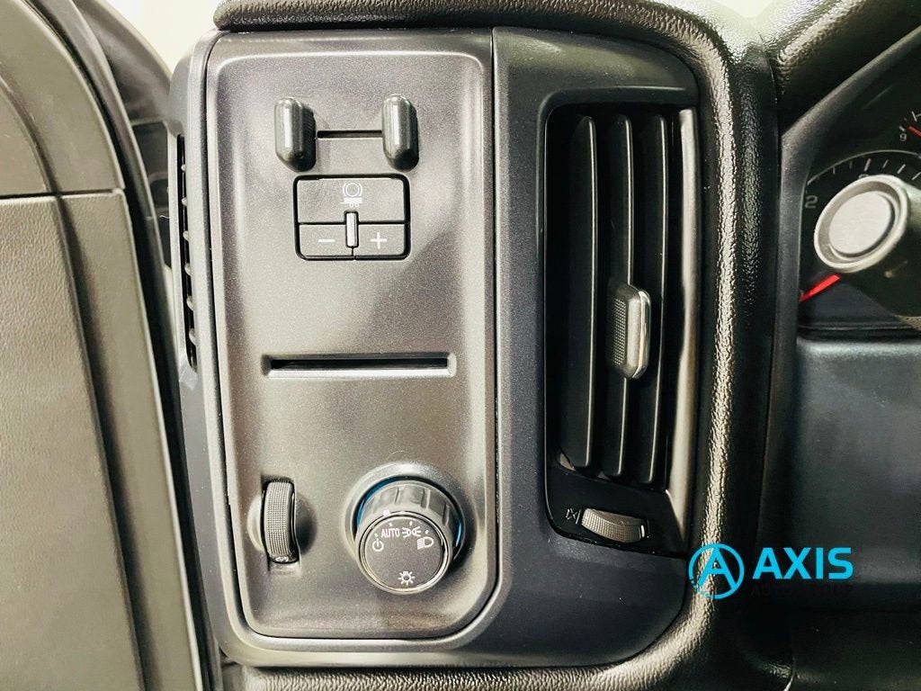 2018 Chevrolet Silverado 1500 Custom