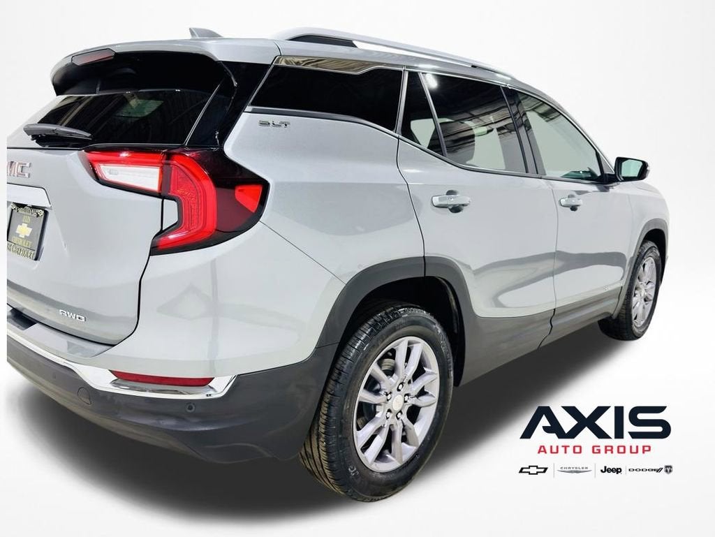 2023 GMC Terrain SLT