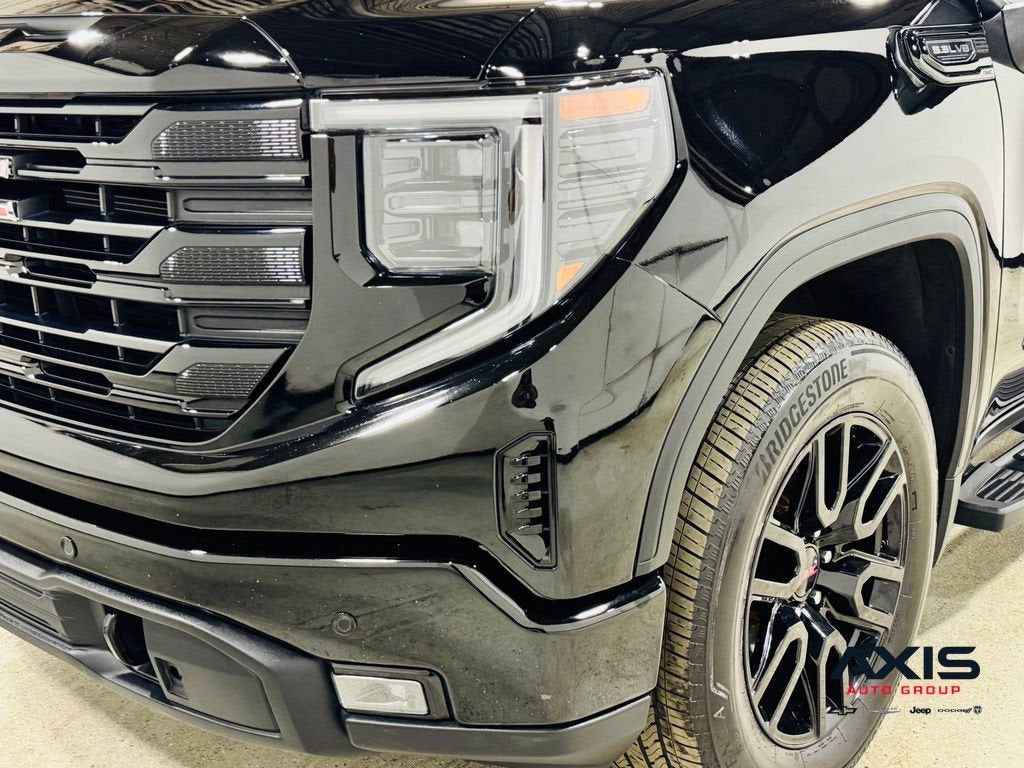2024 GMC Sierra 1500 Elevation