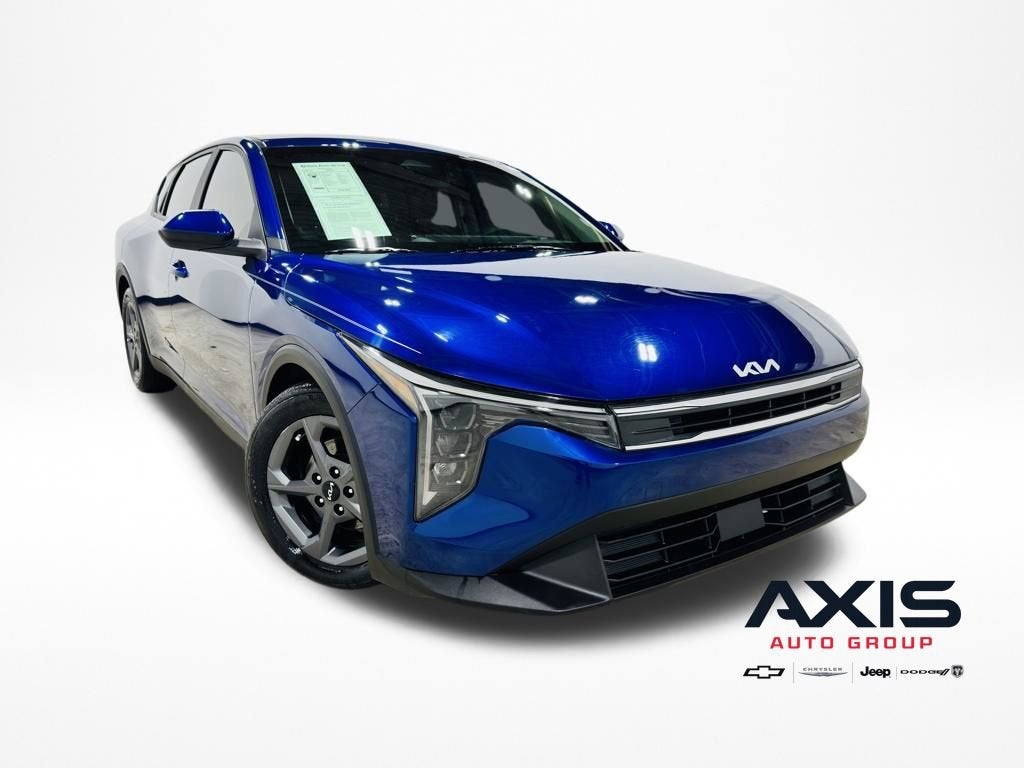 2025 Kia K4 LXS