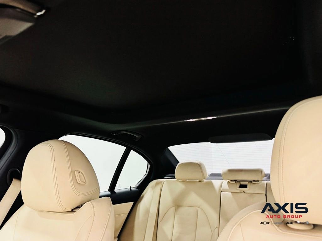 2020 BMW 330i 330i