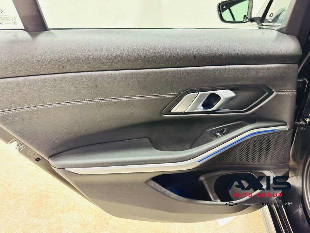 2022 BMW 330i xDrive