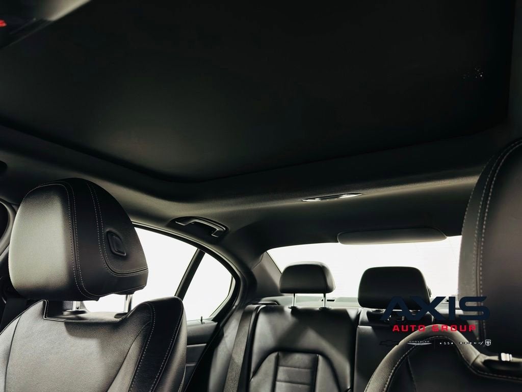 2022 BMW 330i xDrive