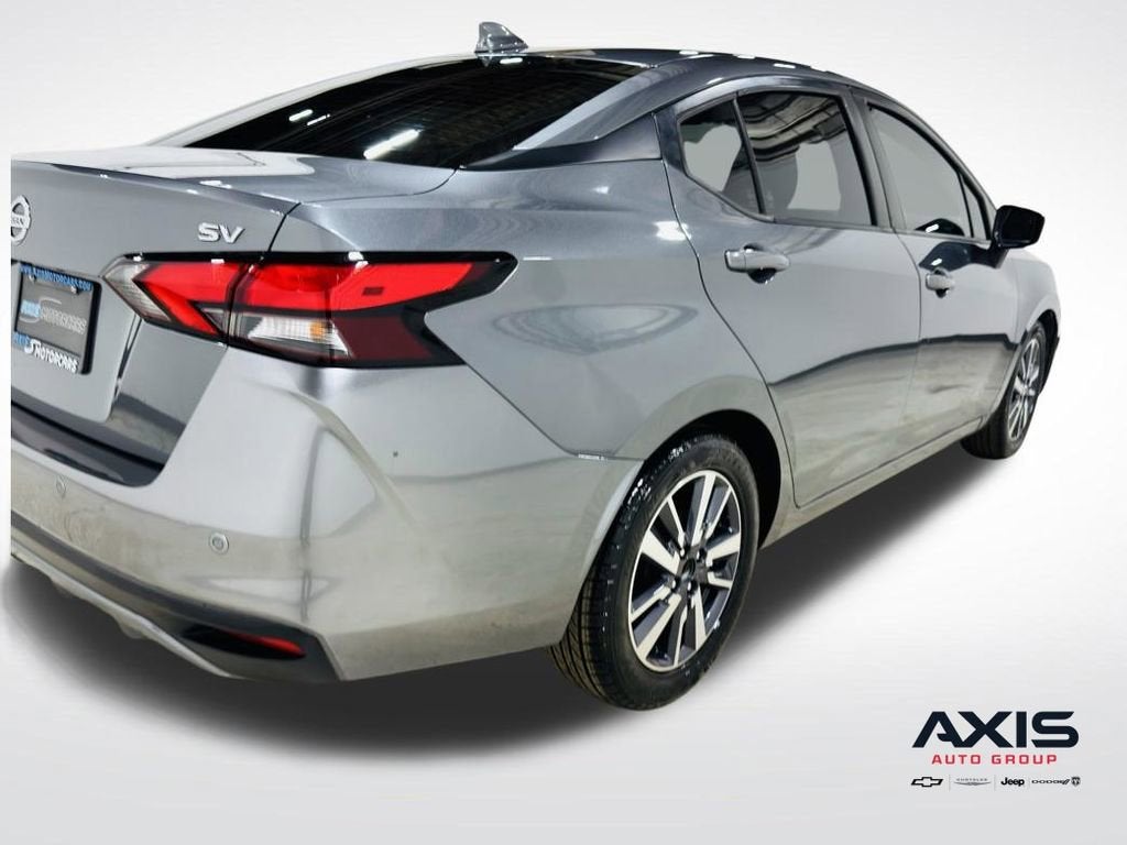 2020 Nissan Versa SV Xtronic CVT